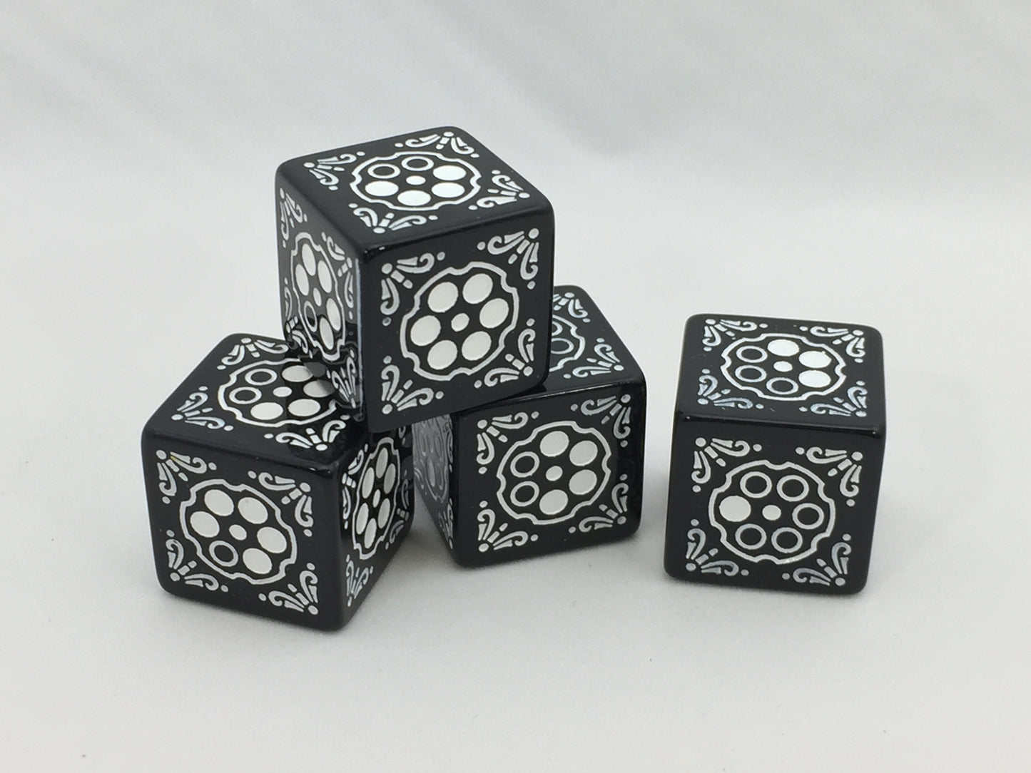 Six Shooters d6 Black